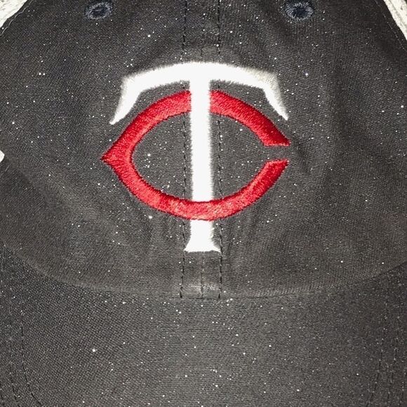 Women's Fan Favorite MLB Minnesota Twins Sparkly Baseball Hat - Picture 11 of 14